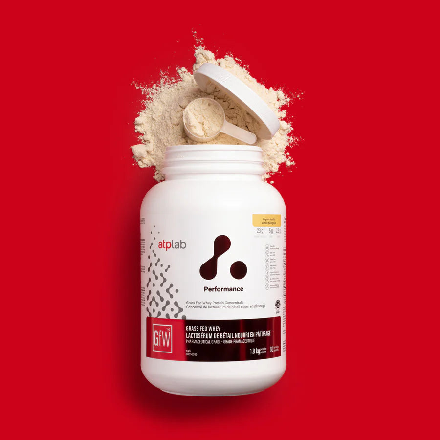 ATP Lab Grass Fed Whey - syrovátkový protein z mléka krav krmených trávou s příchutí organické vanilky.